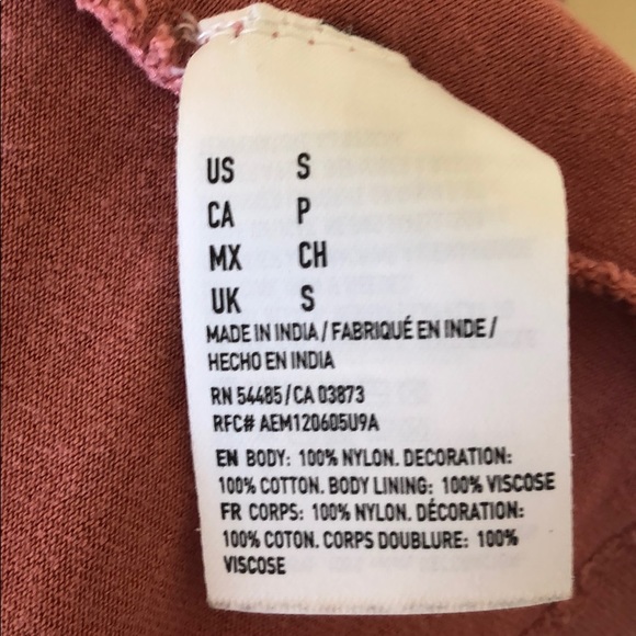 American Eagle summer Shear blouse - Picture 4 of 4